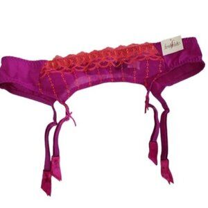 New Frederick's of Hollywood Pink Purple  Garter Belt XL